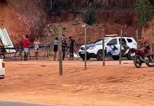 Preso suspeito de matar homem com 11 facadas em São Domingos do Norte; vídeo mostra crime