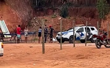 Preso suspeito de matar homem com 11 facadas em São Domingos do Norte; vídeo mostra crime